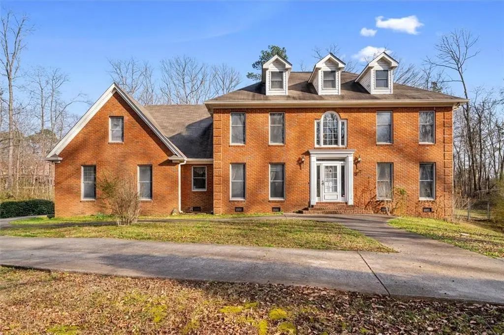 1444 Thrasher Hills, Dalton