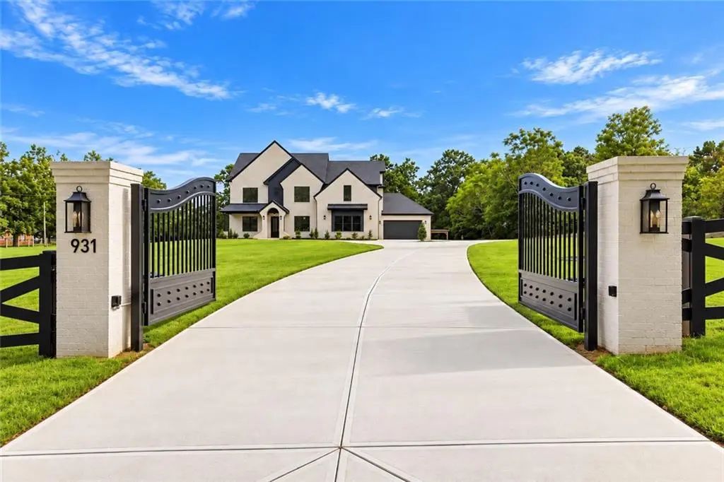 931 Stewart Road, Monroe