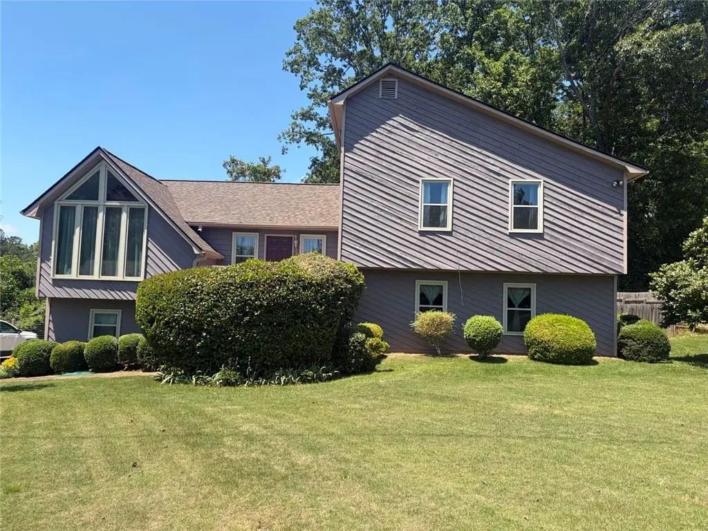 2315 St James Court, Marietta