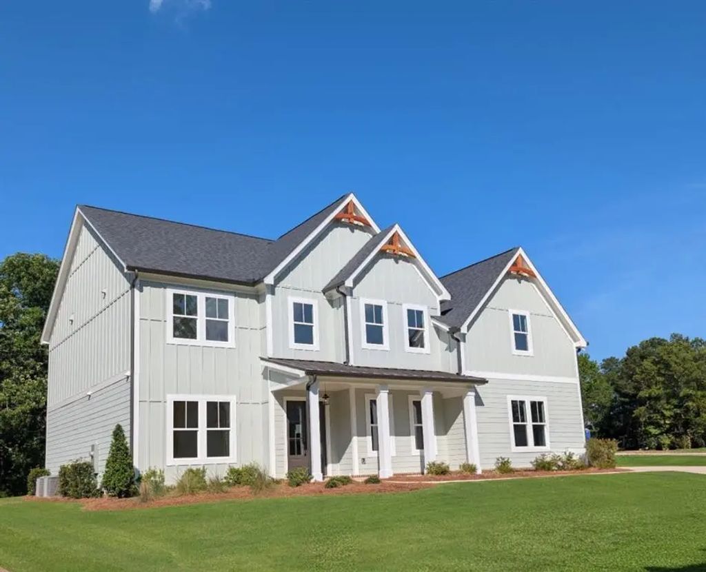 9155 Greenway Court, Gainesville