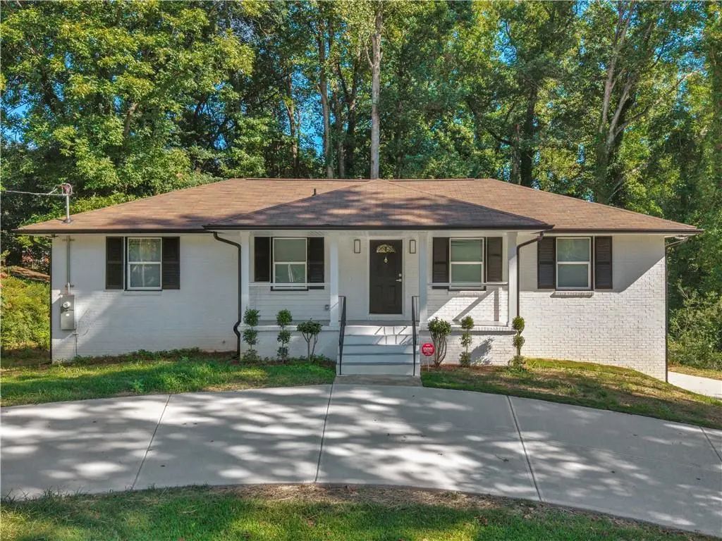 984 Morrow Road, Morrow