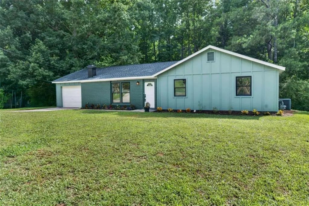 4398 Old Lake Drive, Decatur