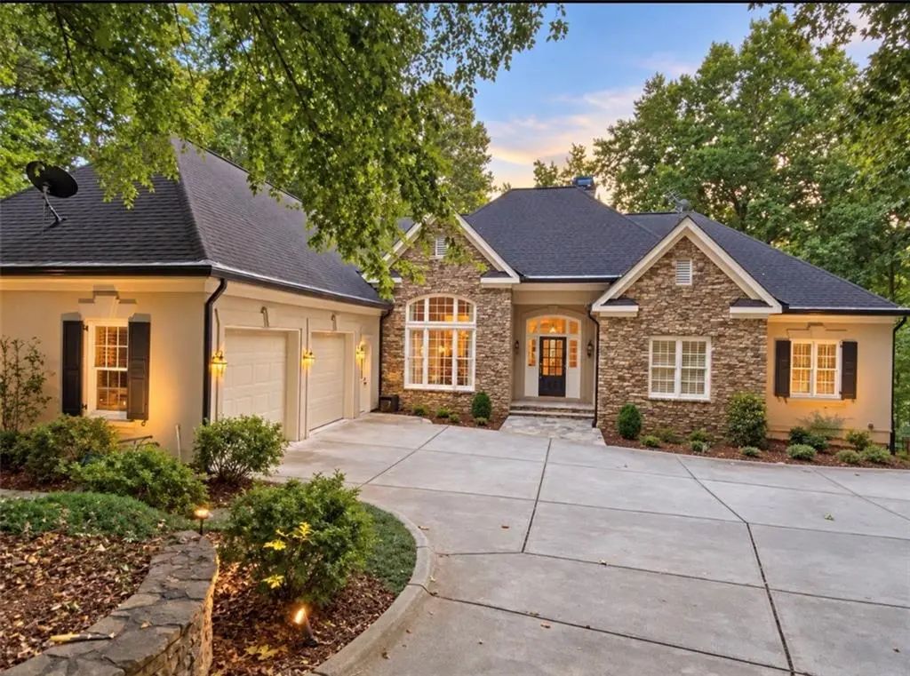 2014 Palmetto Dunes Court, Johns Creek