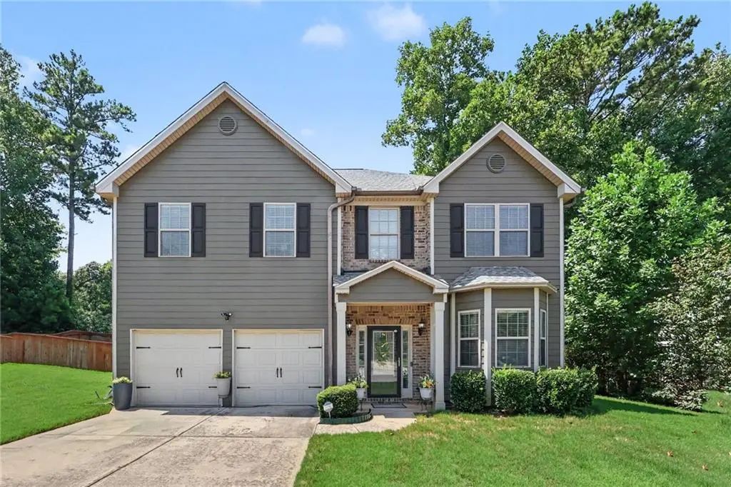 4875 Price Street, Forest Park