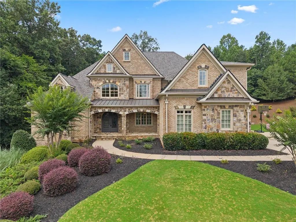 210 Manor Close, Milton