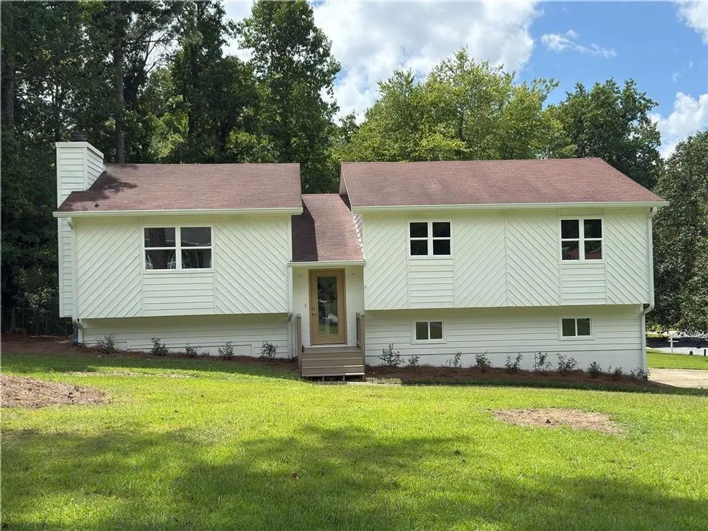 4899 Hawk Trail Ne, Marietta