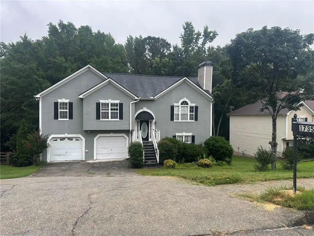 1735 Silver Way, Lithia Springs