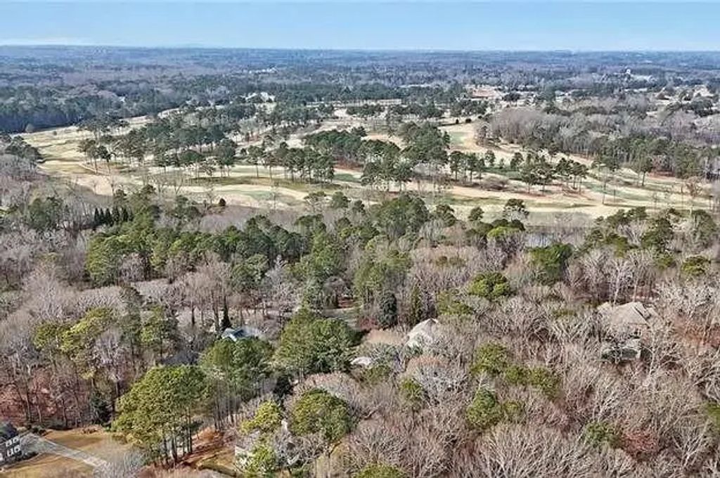 3692 Howell Wood Trail, Duluth