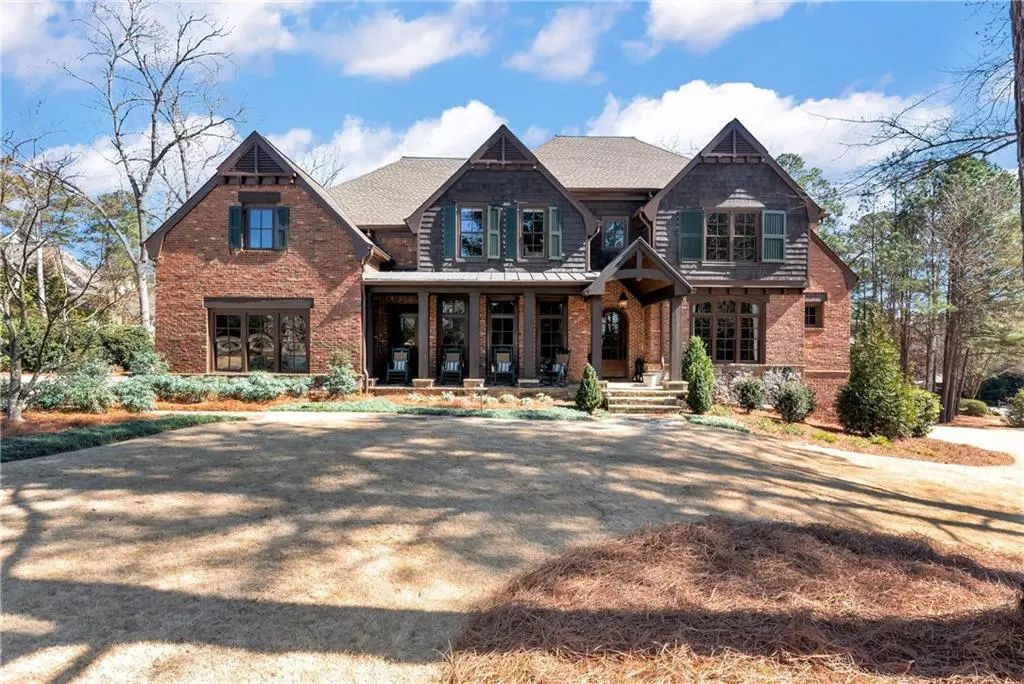 902 Little Darby Lane, Suwanee