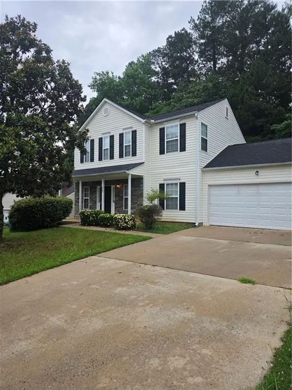 5745 Old Carriage Drive, Atlanta