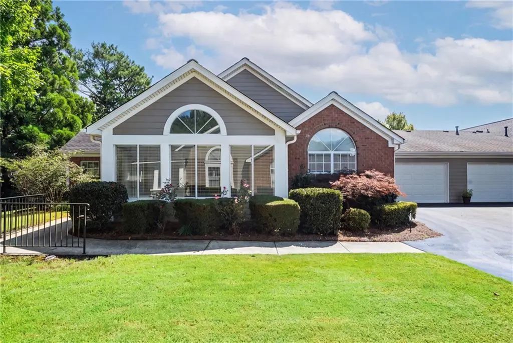 4488 Orchard Trace, Roswell