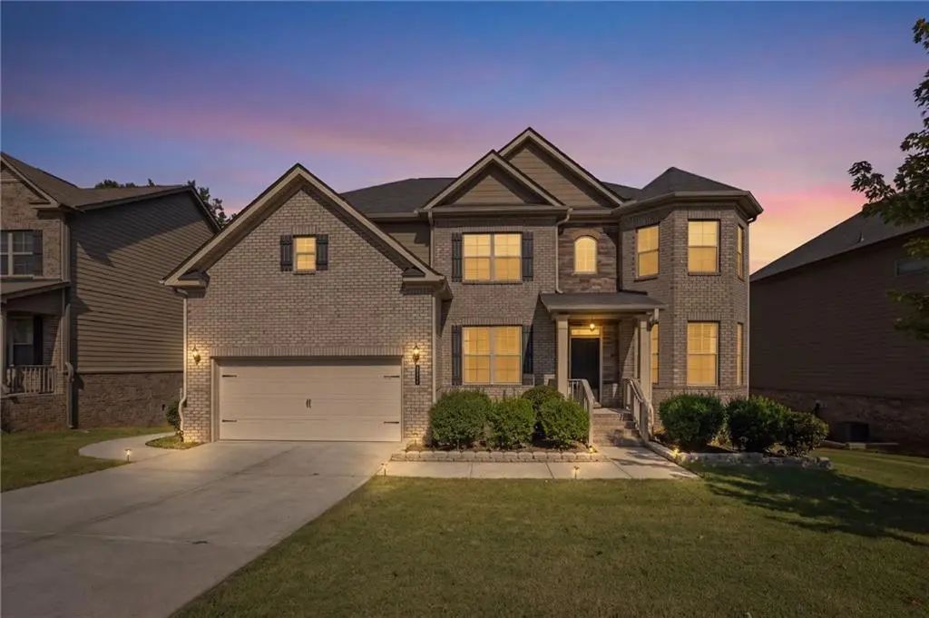 1530 Dahlia Drive, Cumming