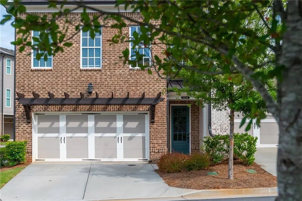 5054 Sealy Circle, Peachtree Corners