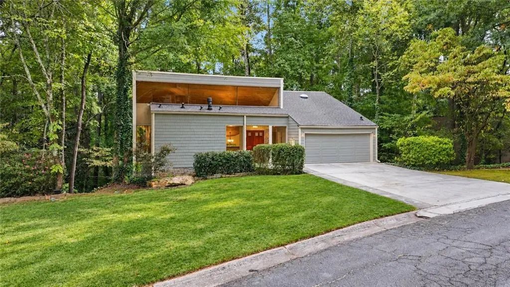 2777 Briarlake Woods Way Ne, Atlanta