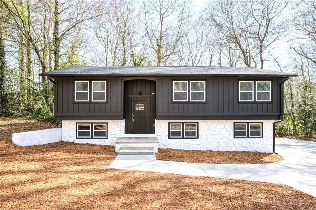 2360 S Hairston Road, Decatur
