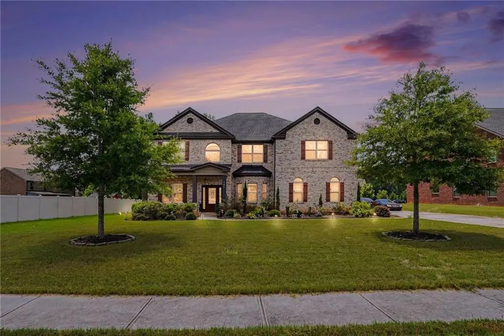 707 Corsica Lane, Stockbridge