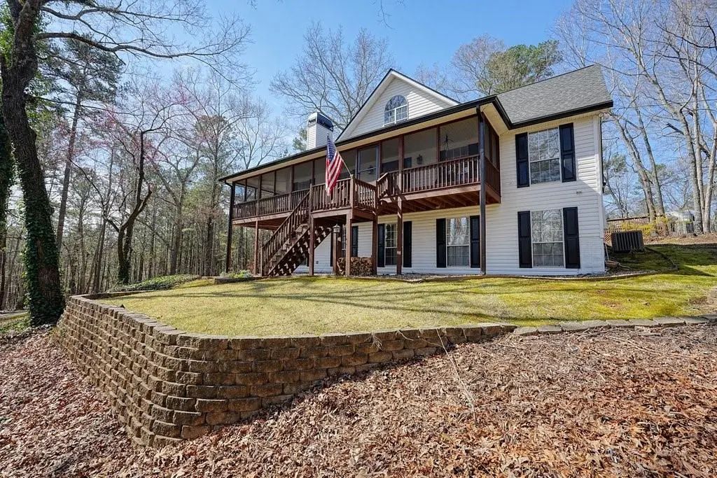 1260 Fields Chapel Road, Canton