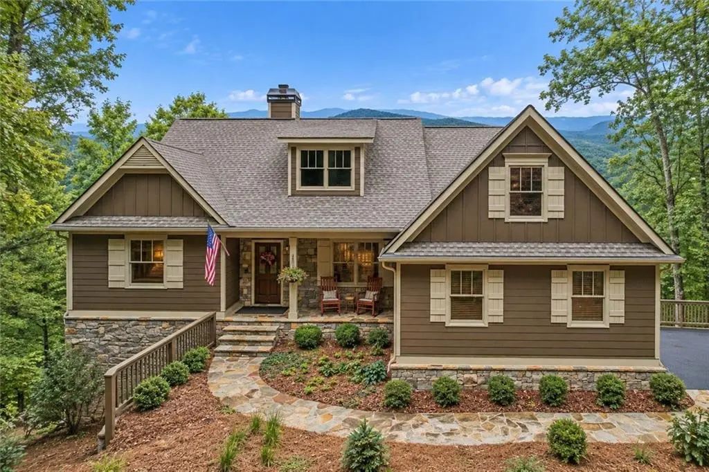 337 Disharoon Drive, Big Canoe