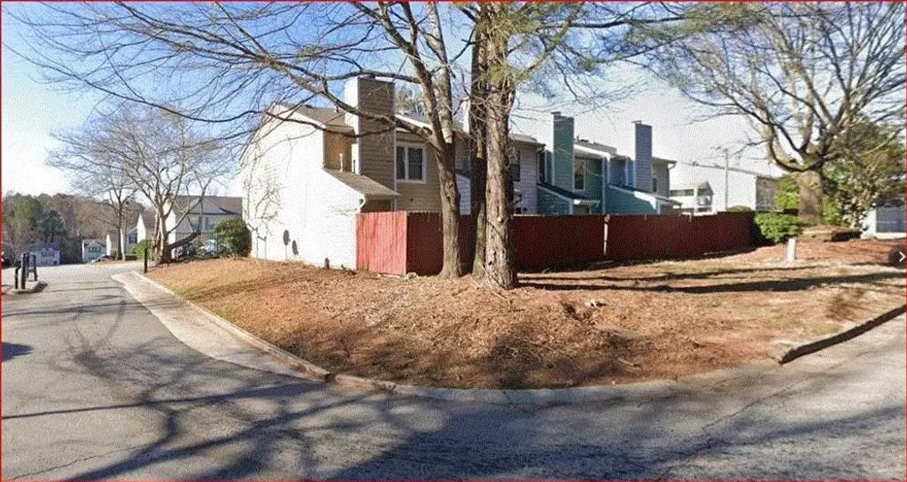 1021 Thornwoode Lane, Stone Mountain