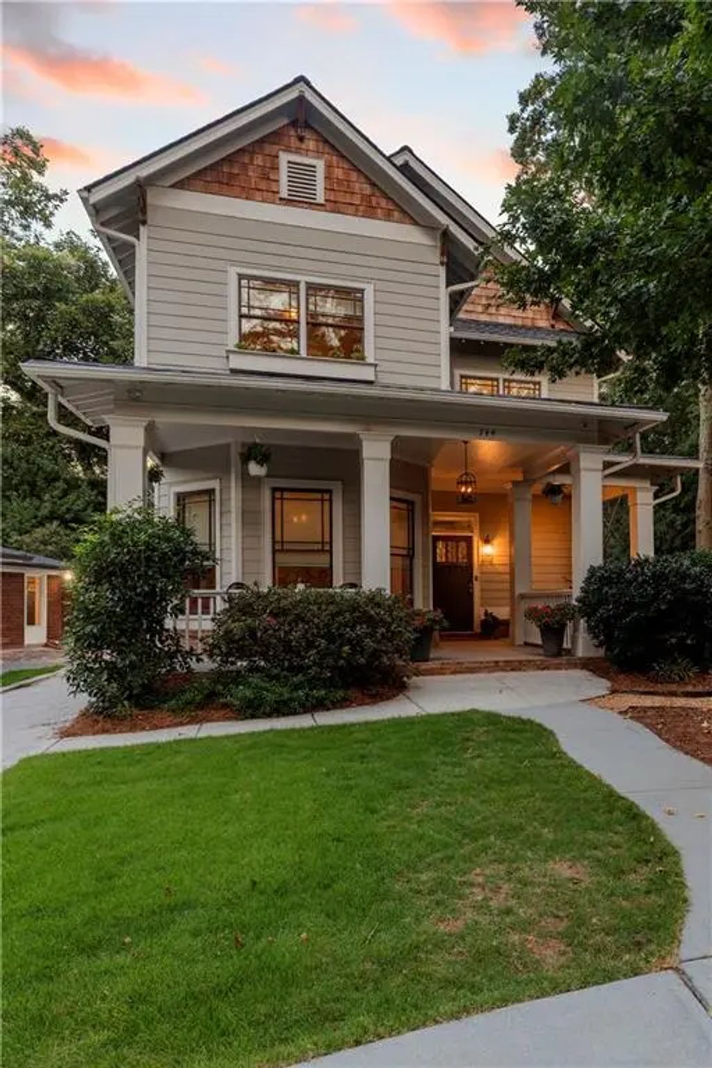 744 E Side Avenue Se, Atlanta
