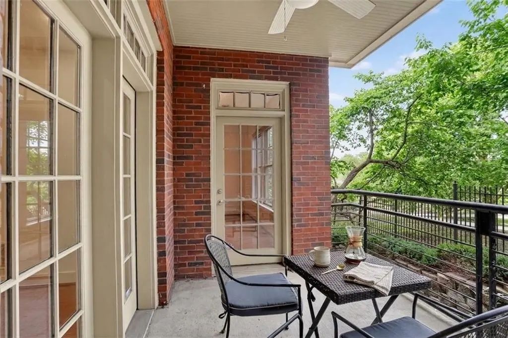 Unit 210 - 273 12th Street Ne, Atlanta