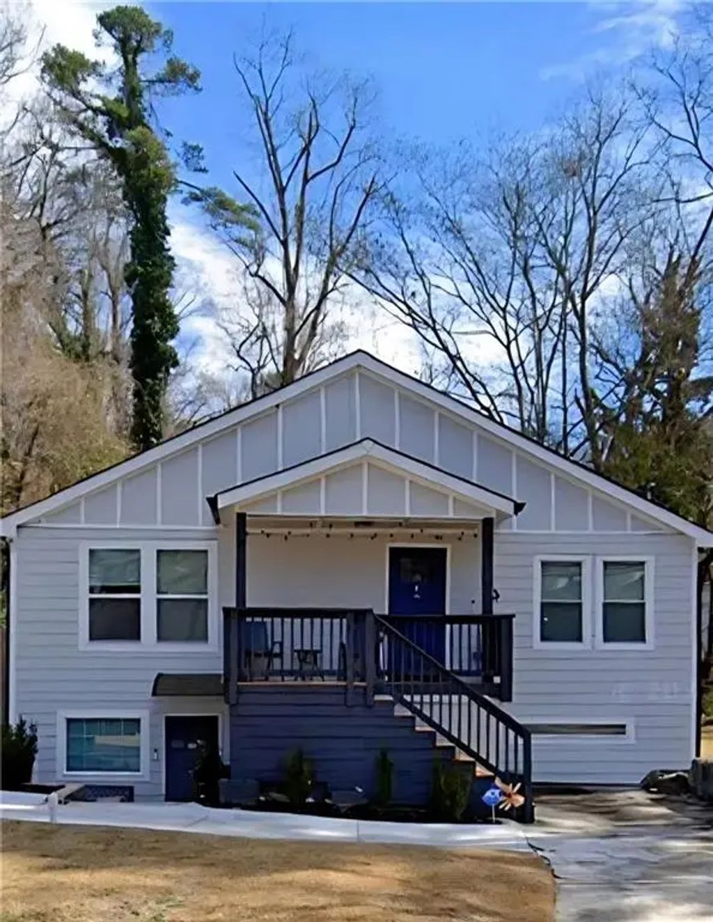 99 Holly Road, Atlanta