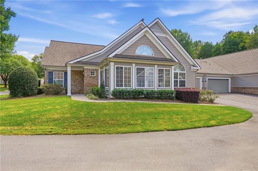 1402 Sweet Apple Circle, Alpharetta