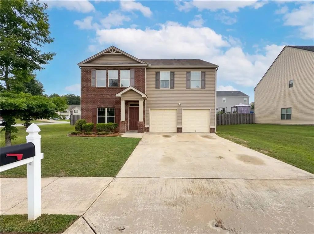 2728 Feldspar Way, Riverdale
