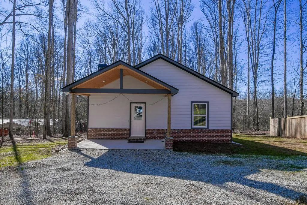 1020 Riverbend Road, Commerce