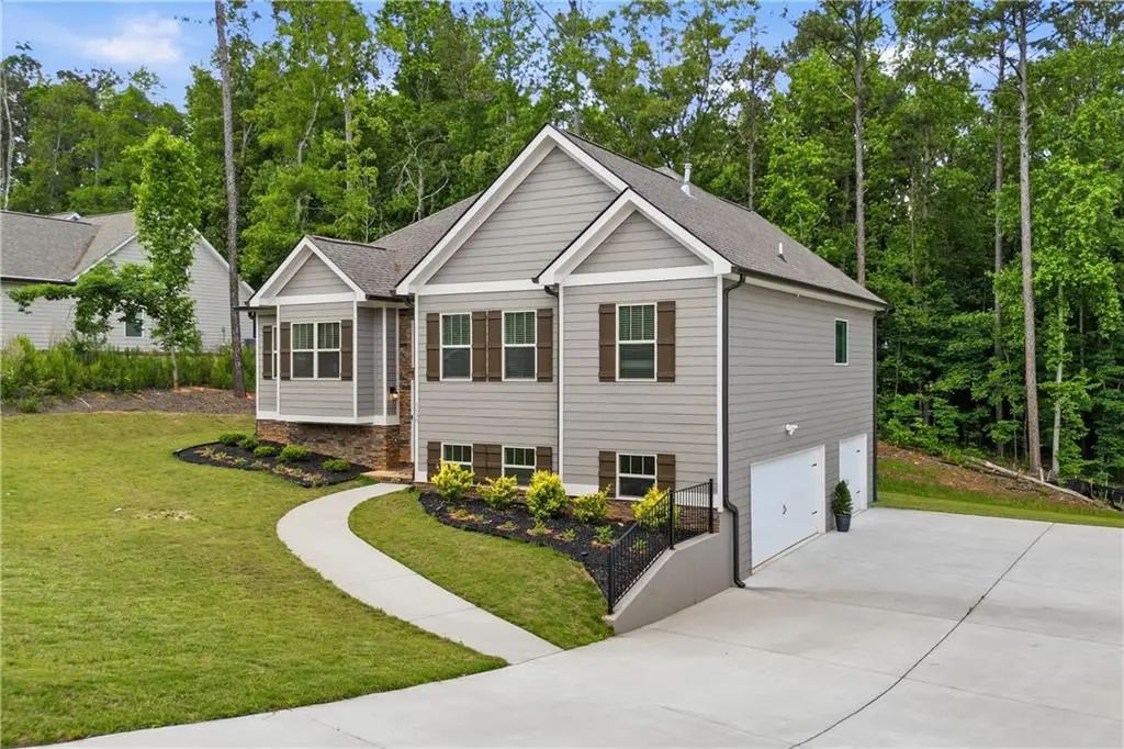 6030 Crowley Drive, Douglasville