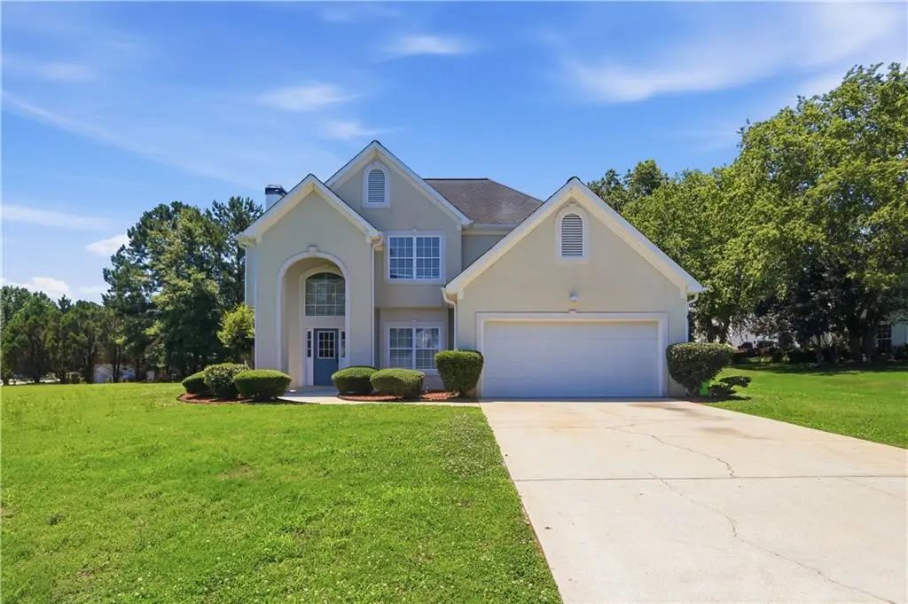 640 Autumn Leaf Circle, Mcdonough