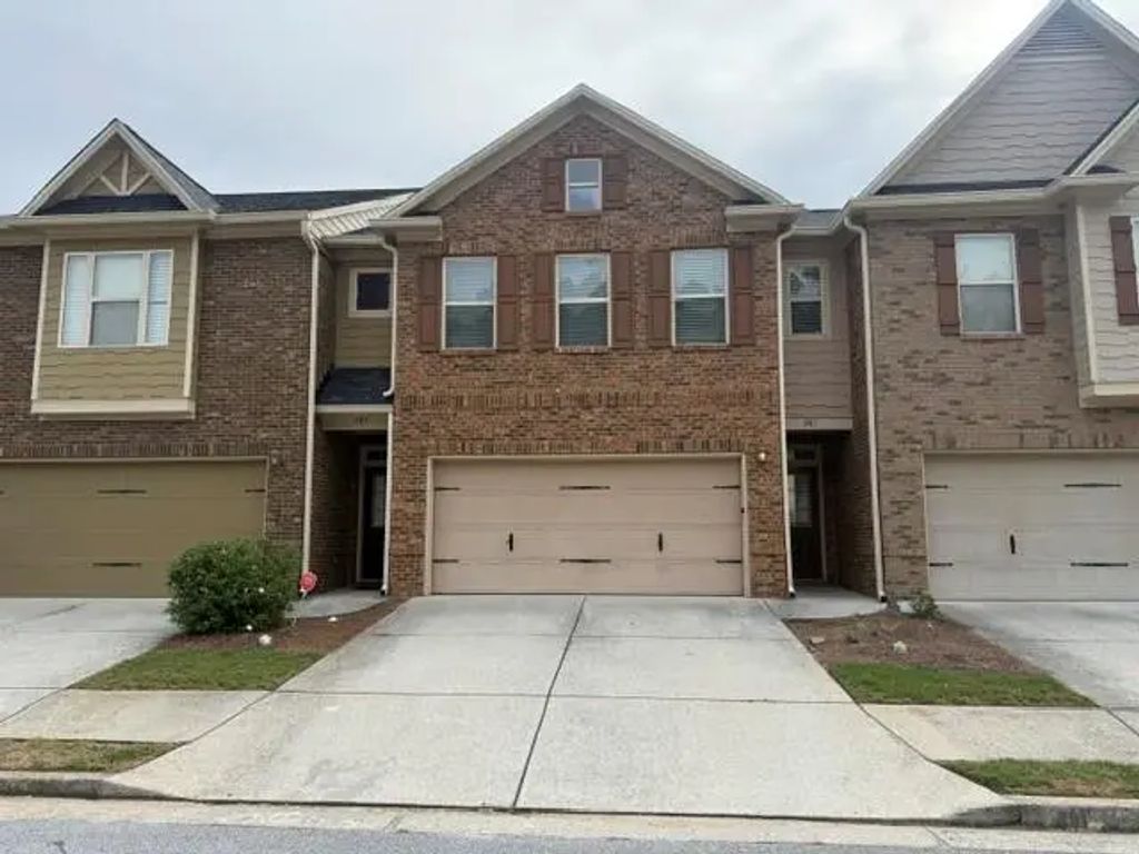 281 Oakland Hills Way, Lawrenceville