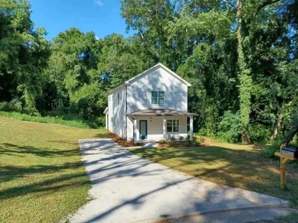 224 Grove Street, Athens