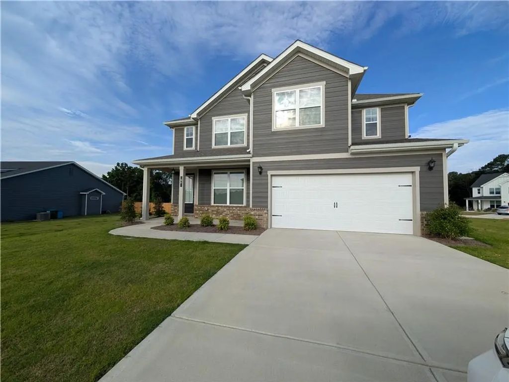 64 Sherwood Drive, Commerce