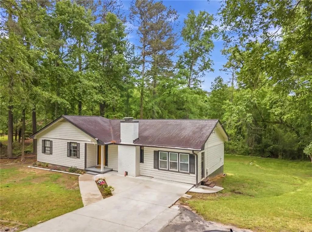 3186 White Road Ne, Conyers