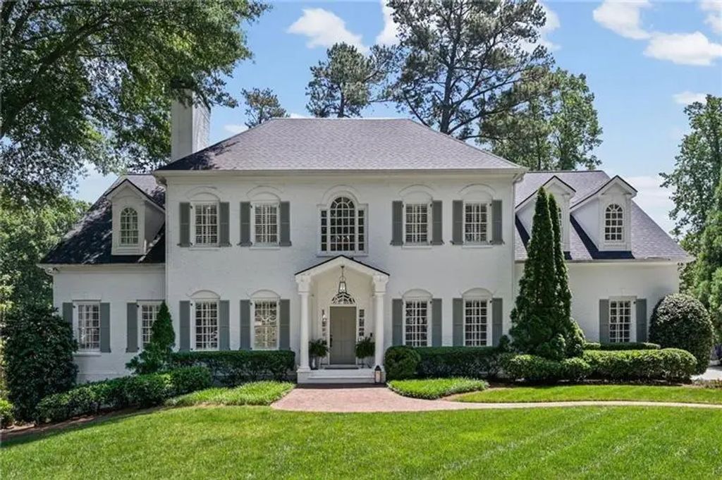 4371 Club Drive Ne, Atlanta