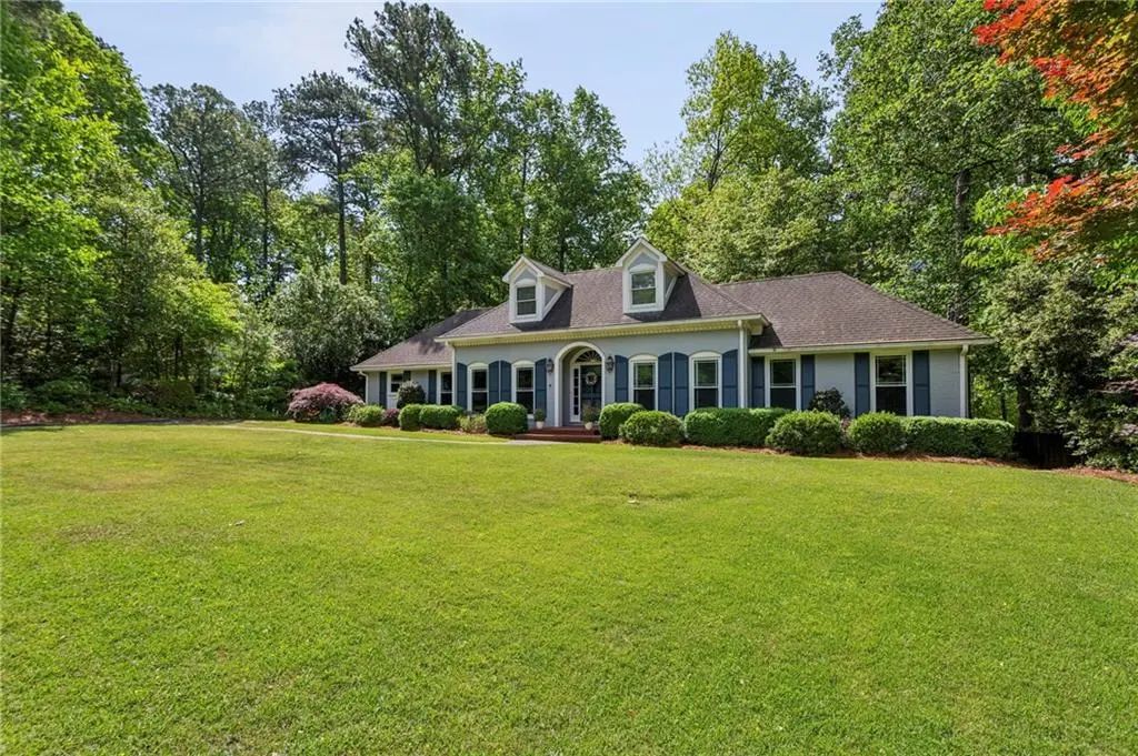 3384 Pine Meadow Road Nw, Atlanta