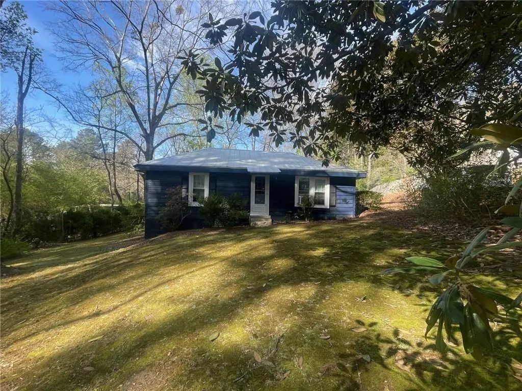 16040 Henderson Road, Milton
