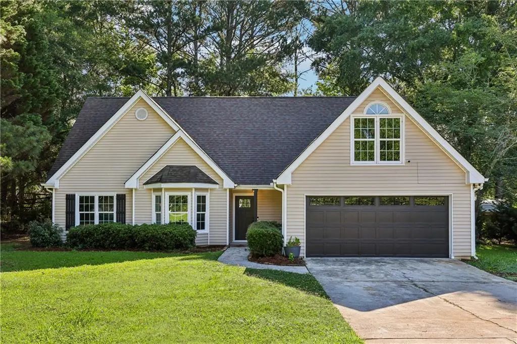 2360 Huntington Drive, Loganville