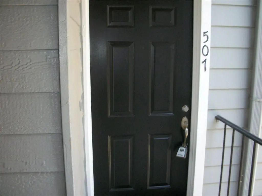 507 Granville Court, Sandy Springs