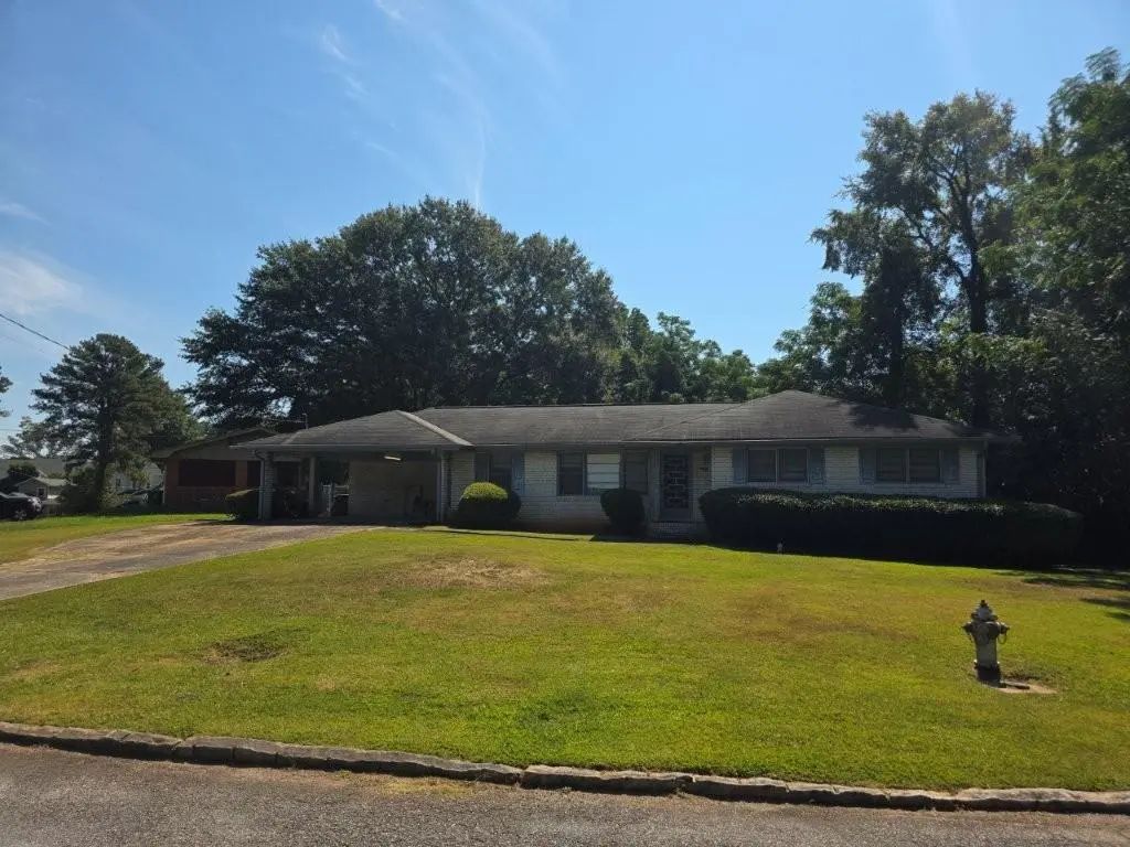 2374 Woodcastle Lane Se, Atlanta