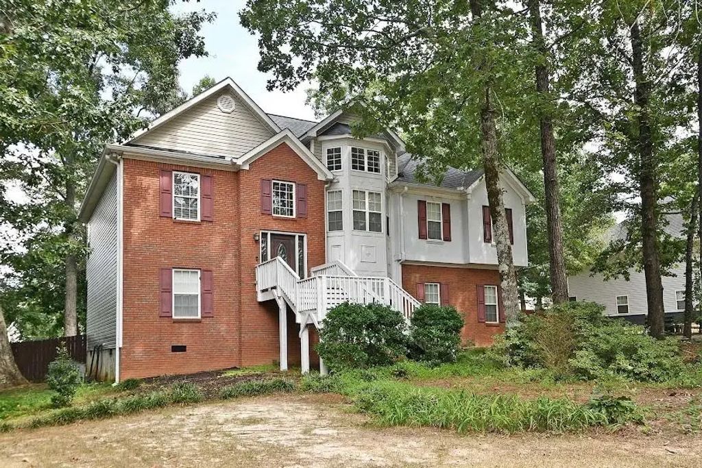 143 Burchfield Run, Carrollton