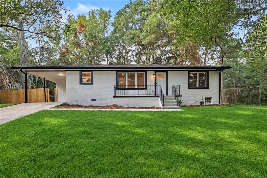 4225 Bakers Ferry Road Sw, Atlanta