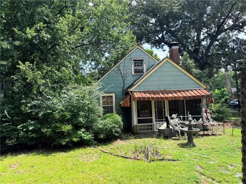 507 E Lake Drive, Decatur