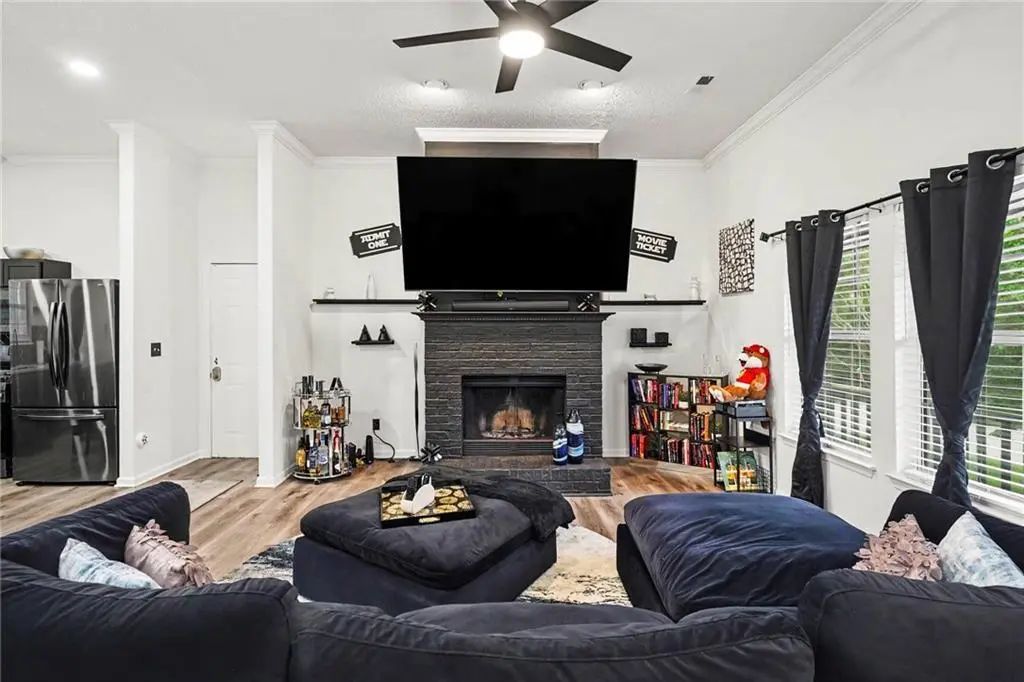 75 Contour Drive, Stockbridge