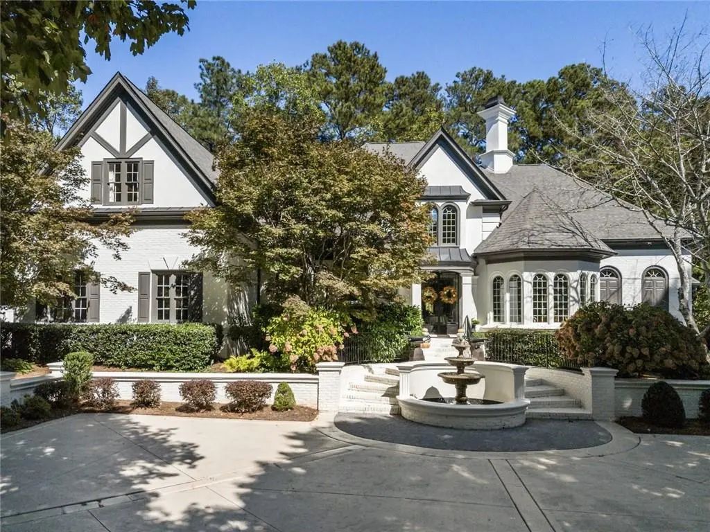 80 Club Court, Alpharetta