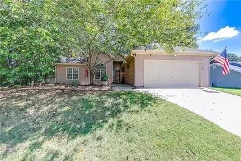 106 Elk Grove Drive, Auburn