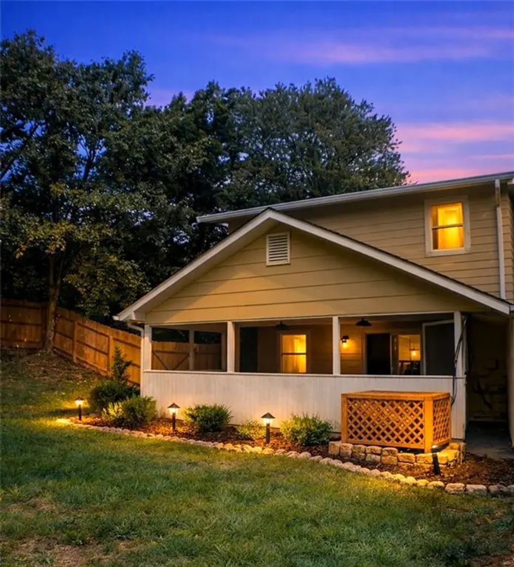 1469 Westwood Court Sw, Marietta