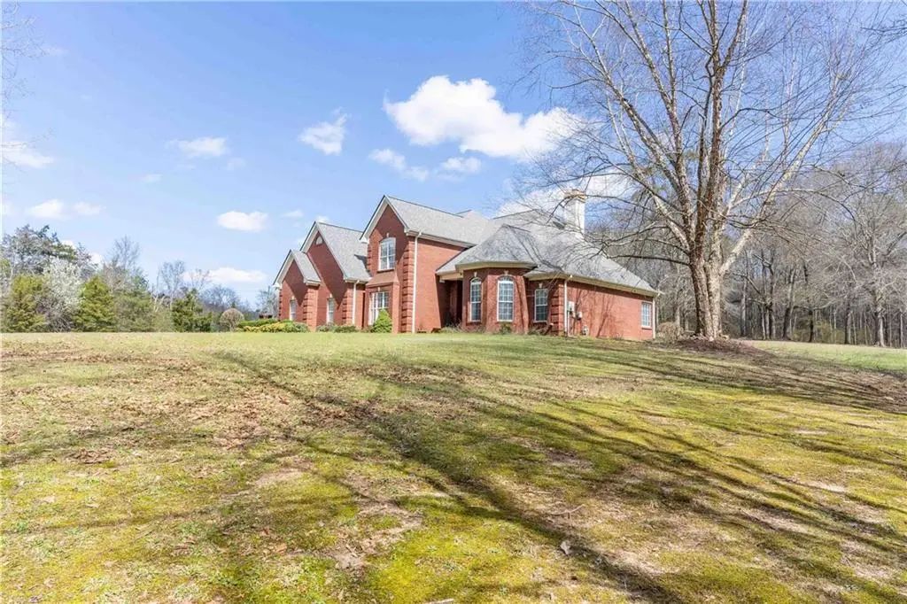 2101 Indian Shoals Road, Loganville