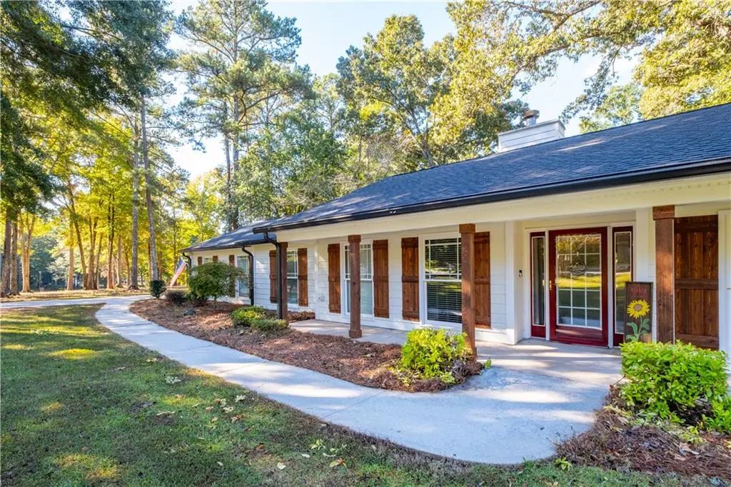 166 Azalea Farms Road, Social Circle